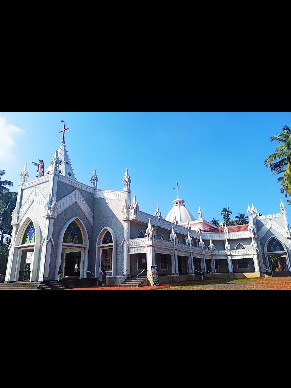 Holy Trinity Cathedral, Burnacherry